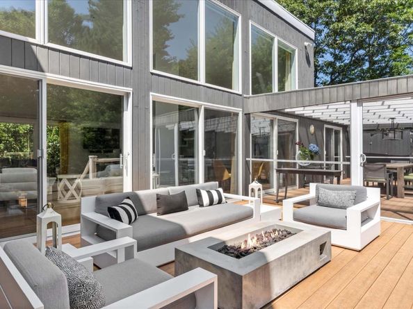 24 Saddle Lane, East Hampton NY 11937