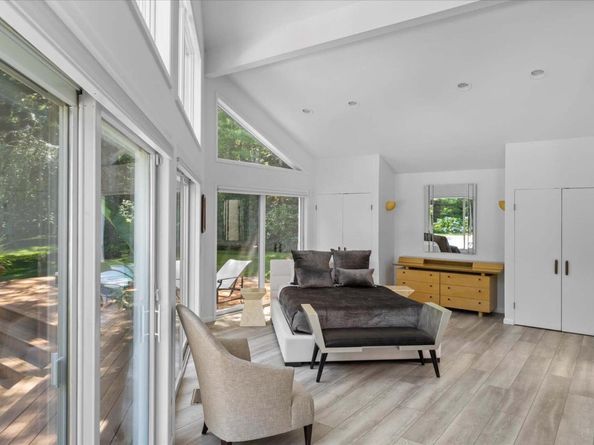 24 Saddle Lane, East Hampton NY 11937