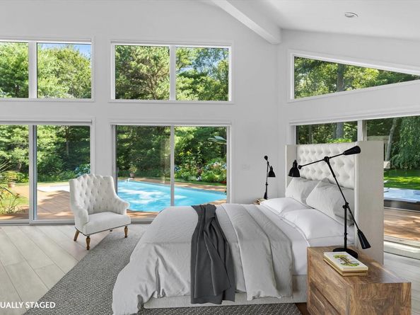 24 Saddle Lane, East Hampton NY 11937