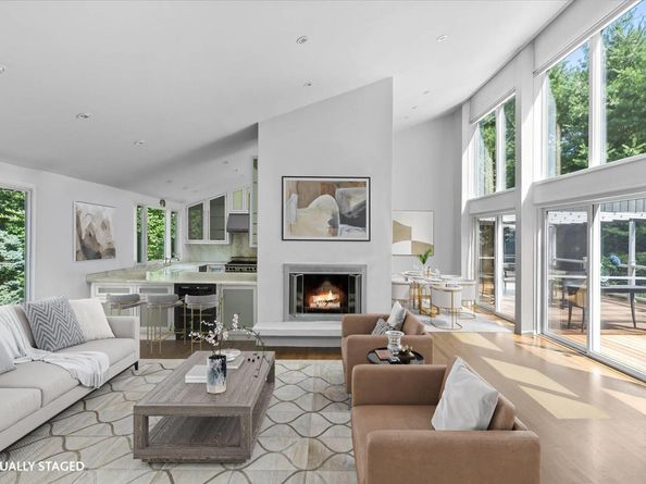 24 Saddle Lane, East Hampton NY 11937