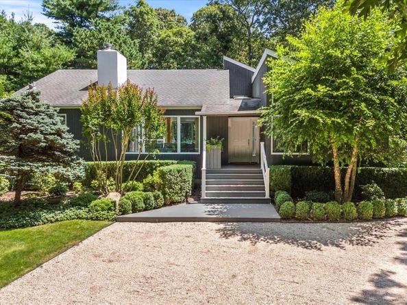 24 Saddle Lane, East Hampton NY 11937
