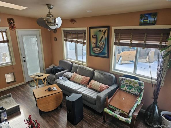 1284 Forest Avenue, Baldwin NY 11510