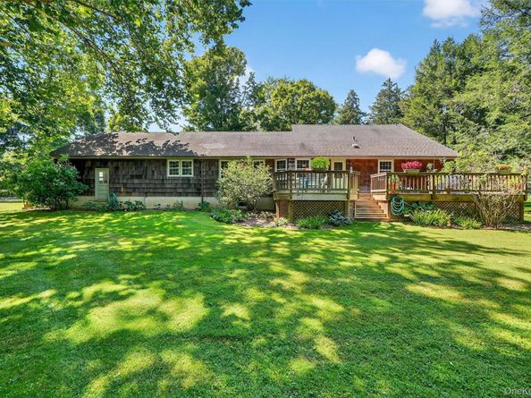 2 Somerset Drive, Somers NY 10589