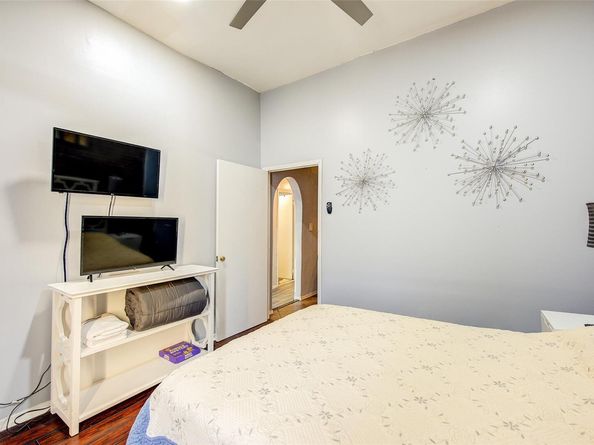 283 Montauk Avenue, Brooklyn NY 11208