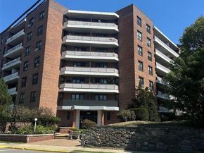 325 King Street 2G, Port Chester NY 10573