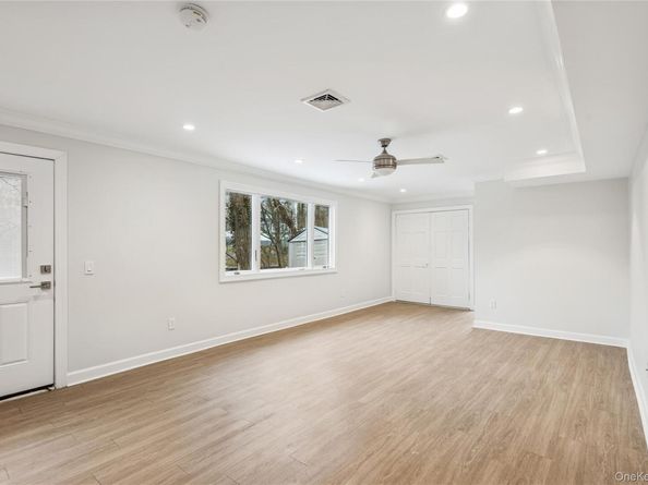 315 McKinley Terrace, Centerport NY 11721