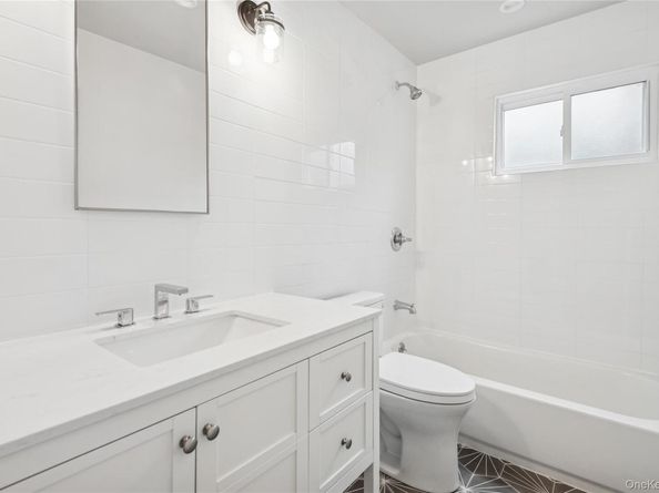 315 McKinley Terrace, Centerport NY 11721