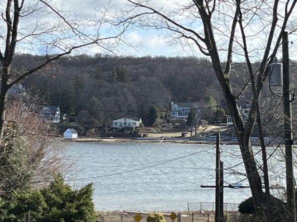 315 McKinley Terrace, Centerport NY 11721
