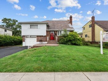 46 Ford Drive W