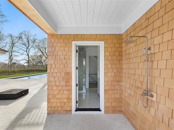 171 Oneck Lane, Westhampton Beach NY 11978