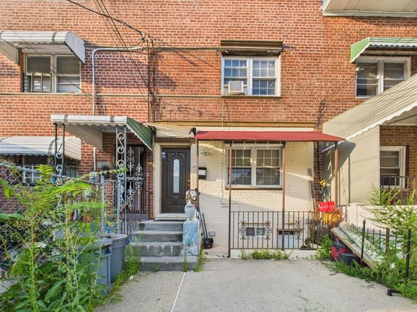 1255 E 223rd Street, Bronx NY 10466