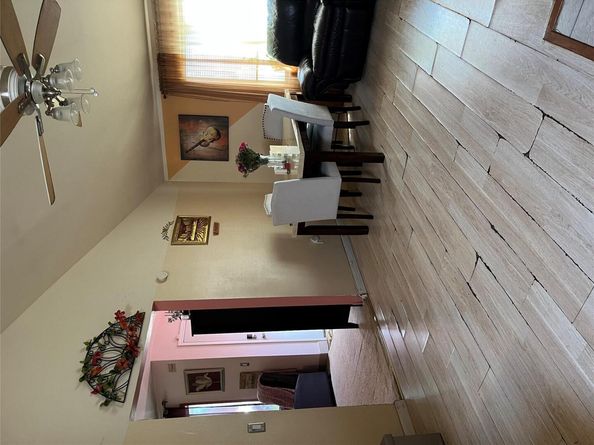 14 Lurcott Lane, Central Islip NY 11722