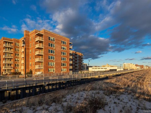 560 W Broadway 4G, Long Beach NY 11561