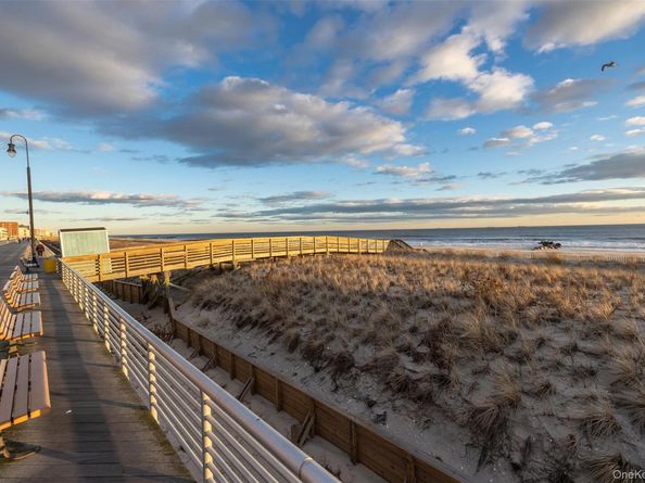 560 W Broadway 4G, Long Beach NY 11561