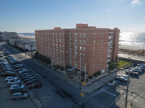 560 W Broadway 4G, Long Beach NY 11561