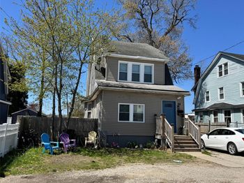 44 Chapman Place