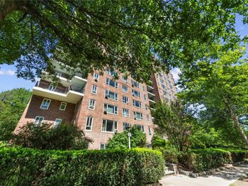 5355 Henry Hudson Parkway W