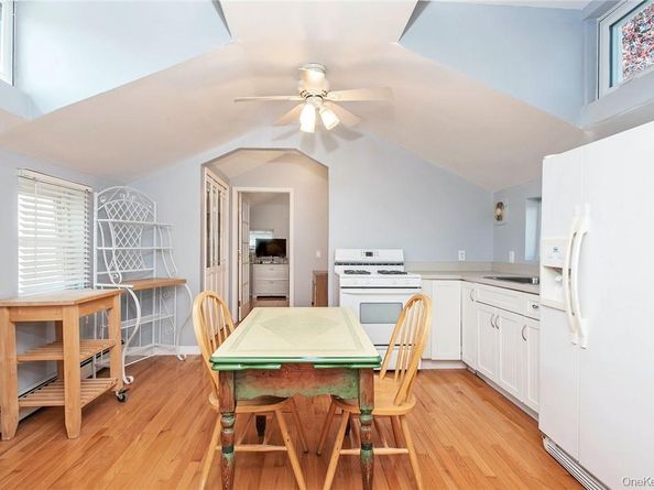 25 B Edgewater Park 25 B, Bronx NY 10465