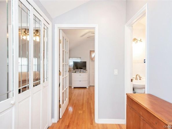 25 B Edgewater Park 25 B, Bronx NY 10465