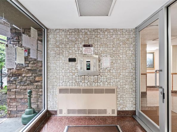 88-12 151 Avenue 4B, Howard Beach NY 11414
