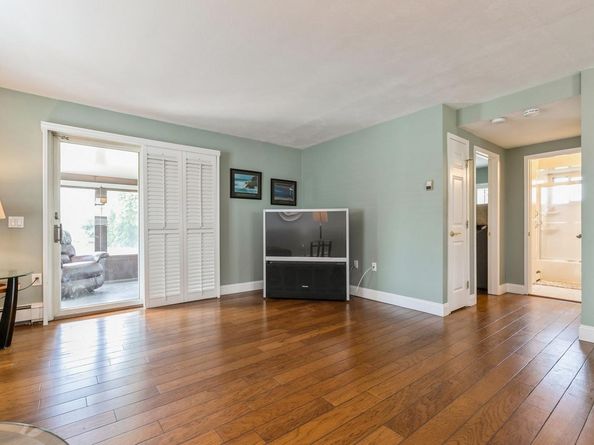 14 Cobble Lane, Levittown NY 11756