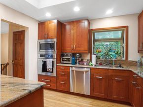 6 Sycamore Place, Smithtown NY 11787