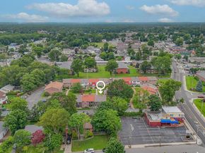 42 Springwood Drive, North Babylon NY 11703