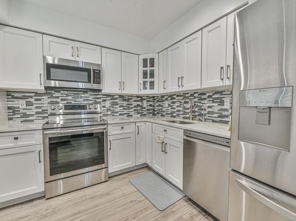 42 Springwood Drive, North Babylon NY 11703