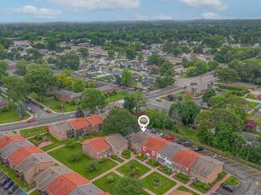 42 Springwood Drive, North Babylon NY 11703