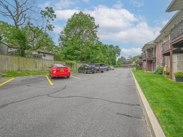 42 Springwood Drive, North Babylon NY 11703