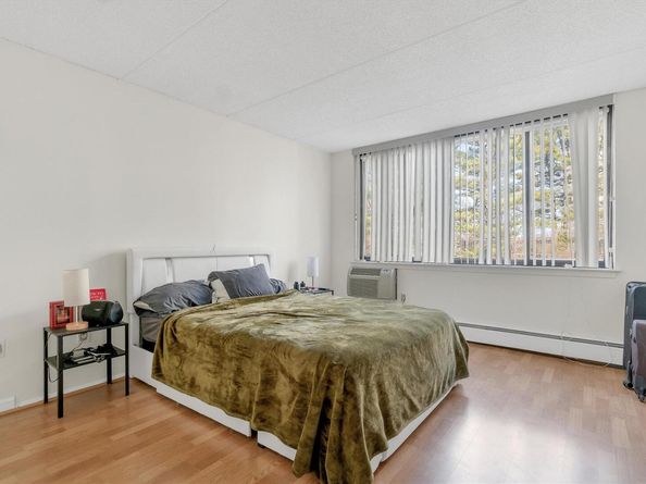 703 Pelham Road 301, New Rochelle NY 10805