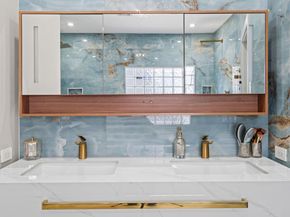 9 Hamlet Drive, Hauppauge NY 11788