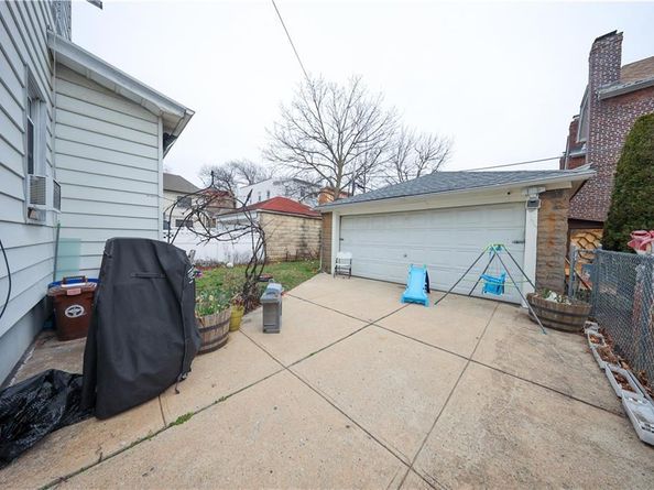 2810 Avenue R, Brooklyn NY 11229