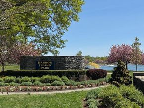 917 Hall Street, Mamaroneck NY 10543
