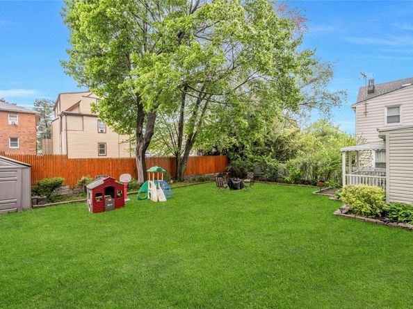 917 Hall Street, Mamaroneck NY 10543