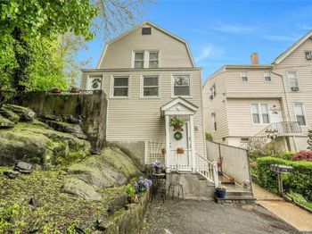 917 Hall Street