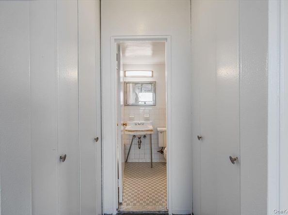 89-15 Parsons Boulevard 11D, Jamaica NY 11432