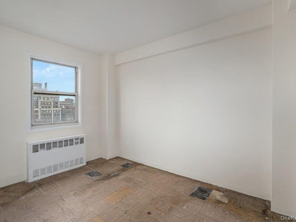 89-15 Parsons Boulevard 11D, Jamaica NY 11432