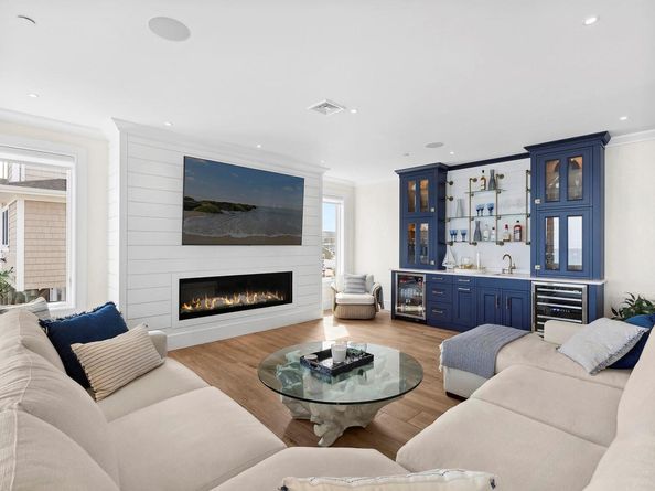 15 Shinnecock Road, East Quogue NY 11942