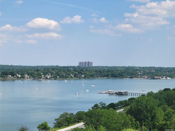 18-05 215th Street 3K, Bayside NY 11360
