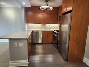 18-05 215th Street 3K, Bayside NY 11360