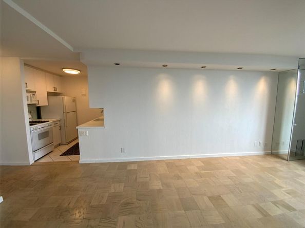 27010 Grand Central Parkway 30M, Floral Park NY 11005