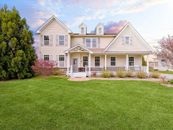 55 Hamptons Court Drive E, Eastport NY 11941