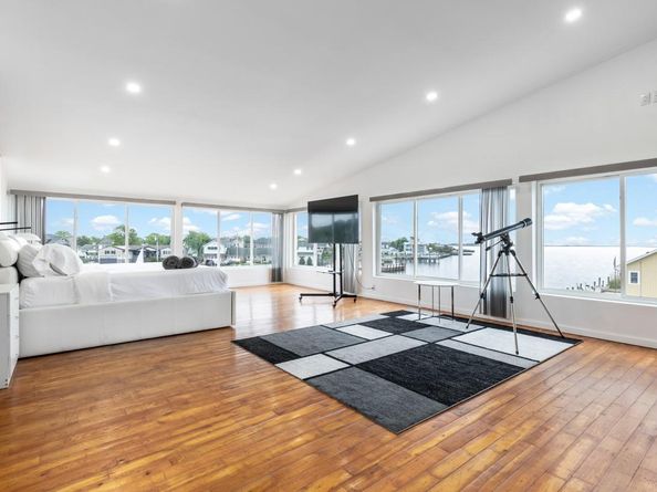 200 Clocks Boulevard, Massapequa NY 11758