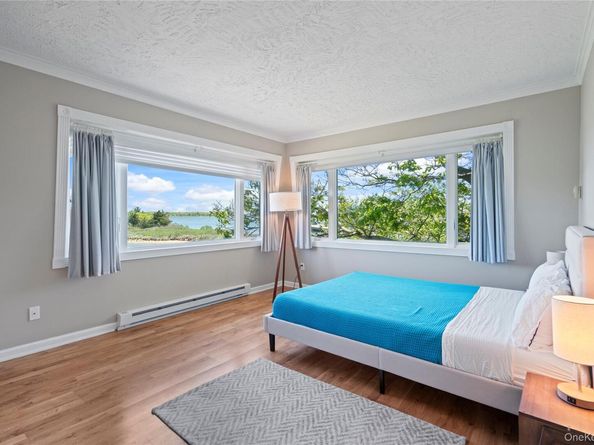 55 West End Avenue, East Quogue NY 11942