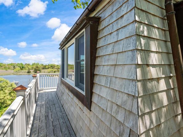 55 West End Avenue, East Quogue NY 11942