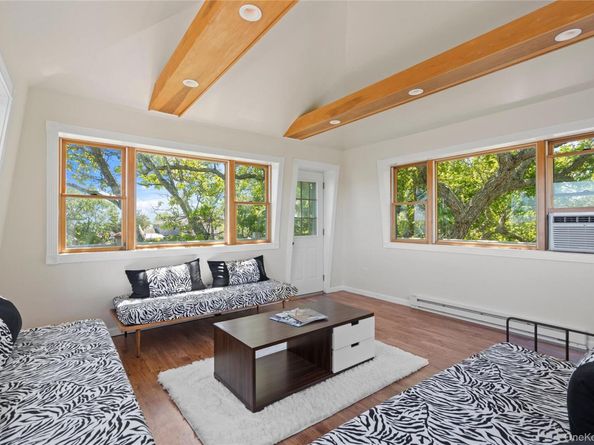 55 West End Avenue, East Quogue NY 11942