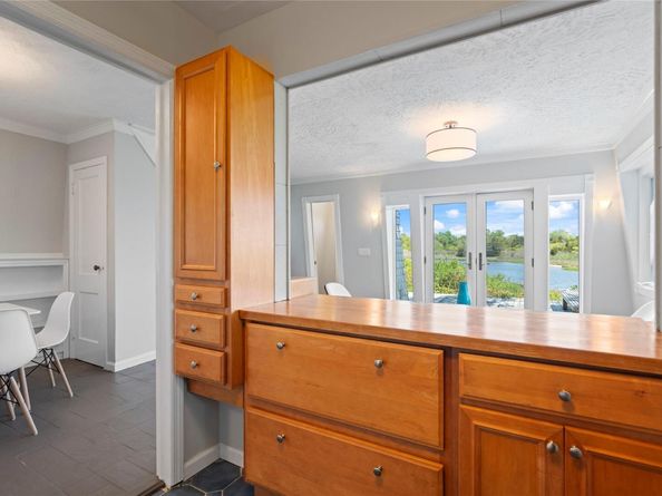 55 West End Avenue, East Quogue NY 11942