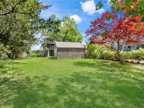 55 West End Avenue, East Quogue NY 11942