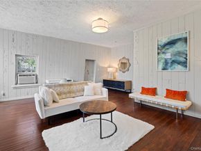 55 West End Avenue, East Quogue NY 11942